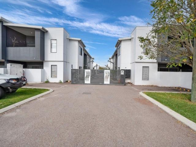 House for sale in Kelmscott, Western Australia