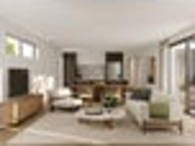 Townhouse for sale in Chaslands, Canterbury