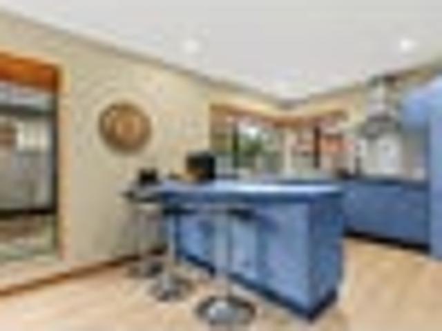 House for sale in Chaslands, Canterbury