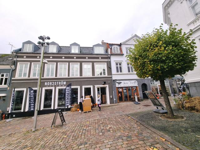 Erhvervsejendom til leje i Viborg, Århus