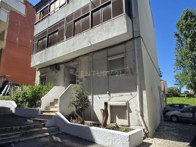 Prédio venda em Encosta do Sol, Amadora