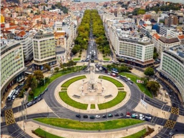 Armazém venda em Avenidas Novas, Lisboa