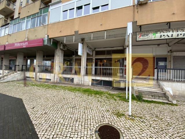 Loja venda em Póvoa De Santa Iria, Lisboa