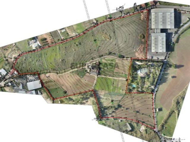 Terreno venda em Santiago Dos Velhos, Lisboa