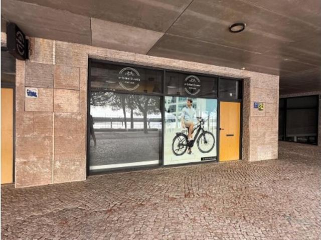 Loja venda em Parque das Nações, Lisboa