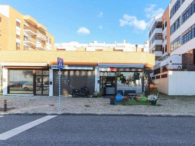 Loja venda em Talaíde, Oeiras