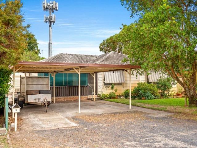 House for sale in Woy Woy, New South Wales