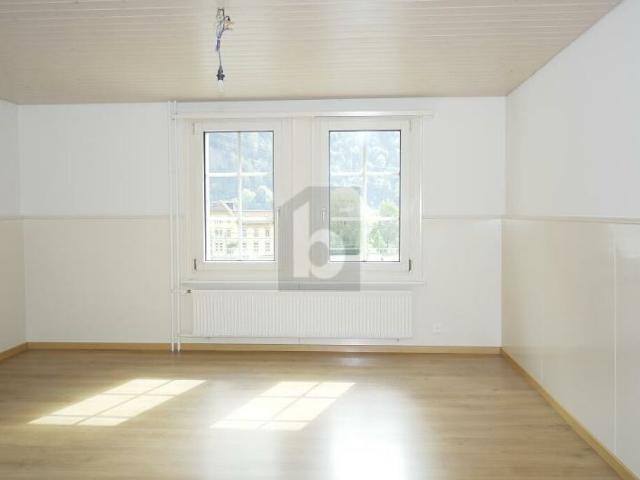 Mehrfamilienhaus kaufen in Erstfeld, Uri