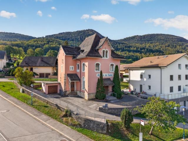 Einfamilienhaus kaufen in Vallorbe, Waadt
