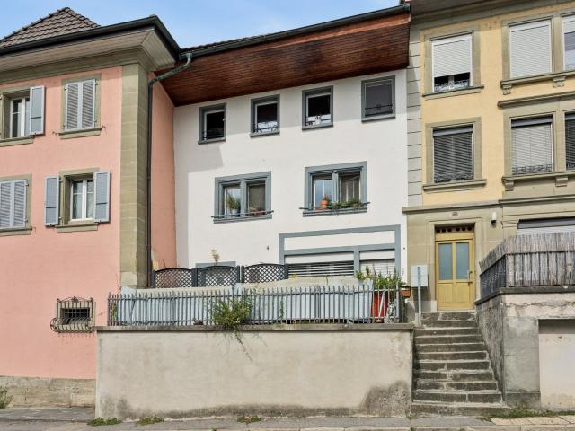 Mehrfamilienhaus kaufen in Ecublens FR, Rue