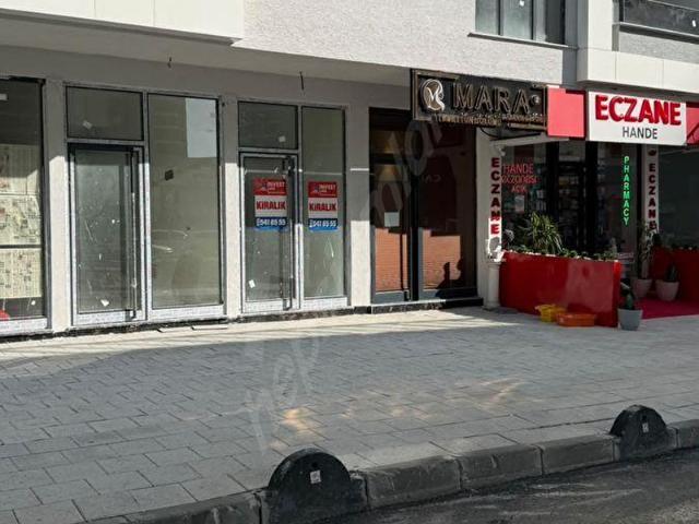 Fatih Mahallesi, Küçükçekmece içerisinde satılık Dükkan