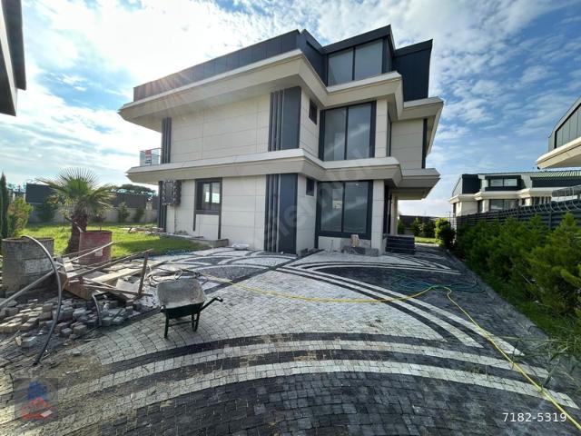 Selimpaşa Mahallesi, Silivri içerisinde satılık Villa