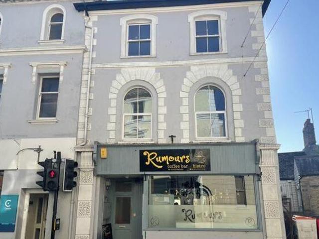 House for sale in Lamellion, Cornwall