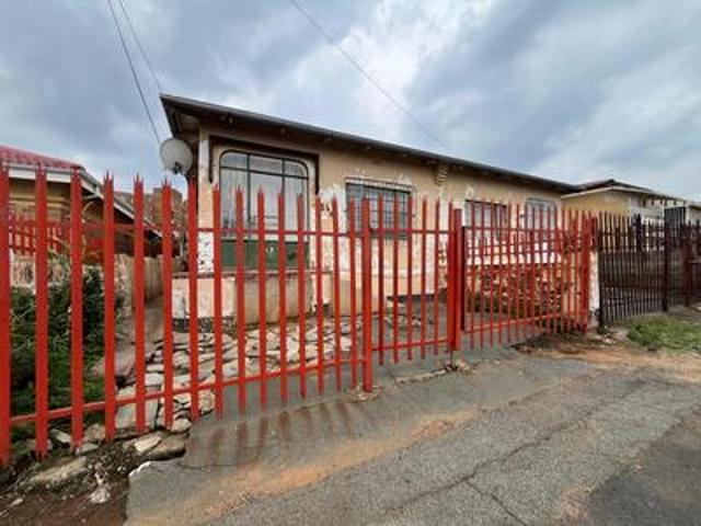 House for sale in Vosloorus, Gauteng