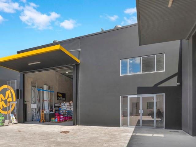 Warehouse for sale in Centra Park Industrial Estate, Sunshine Coast Regional