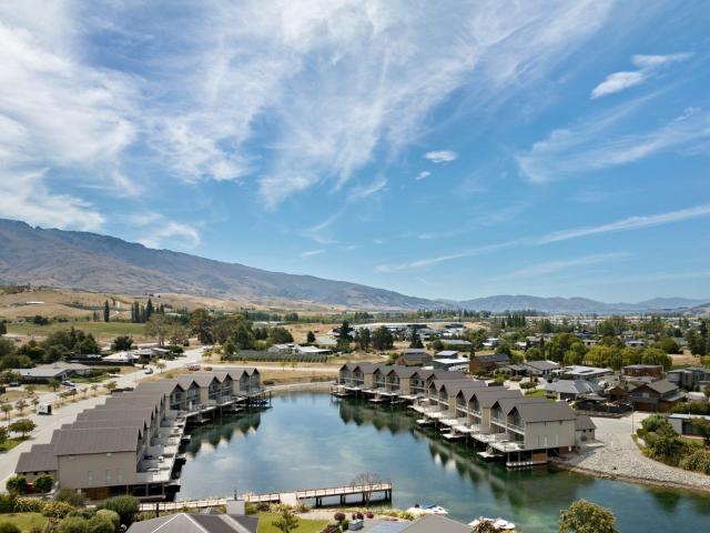 Apartment for sale in Cromwell