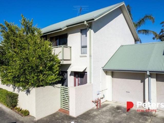 Townhouse for sale in Eastern Suburbs Mc