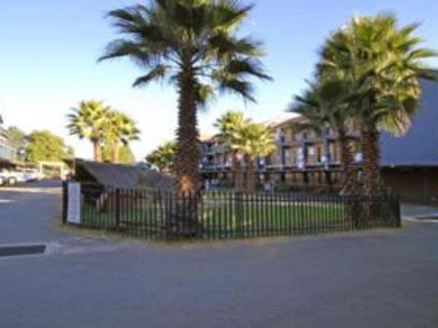 Apartment for sale in Mohlakeng, Gauteng