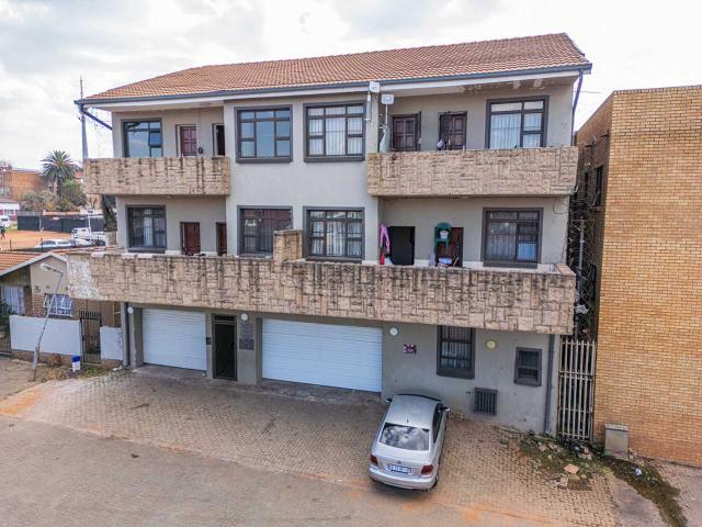 Property for sale in Vosloorus, Gauteng