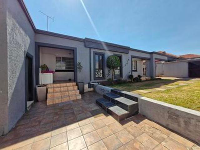 House for sale in Vosloorus, Gauteng
