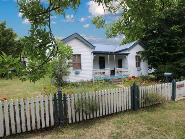 House for sale in Adaminaby, New South Wales