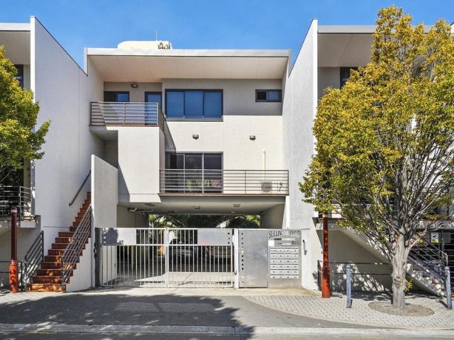 Townhouse for sale in Hobart, Tasmania