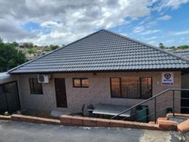 House for sale in Queensburgh, Kwazulu-natal