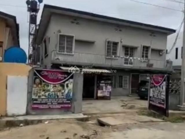 Flat for sale in Surulere , Surulere