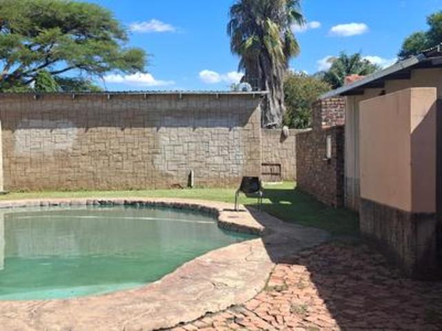 House for sale in Waterkloof, Gauteng