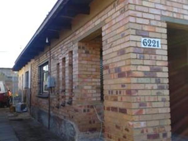House for sale in Diepkloof, Vosloorus