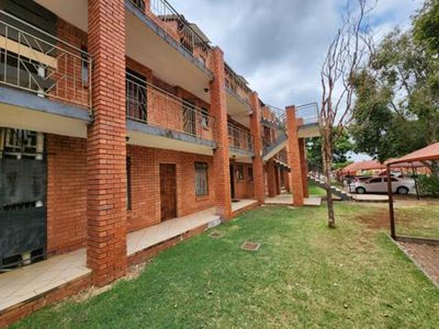 Apartment for sale in Akasia, Gauteng