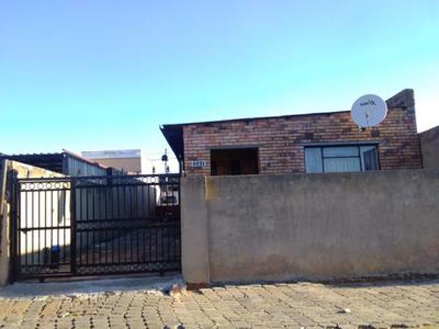 House for sale in Diepkloof, Vosloorus