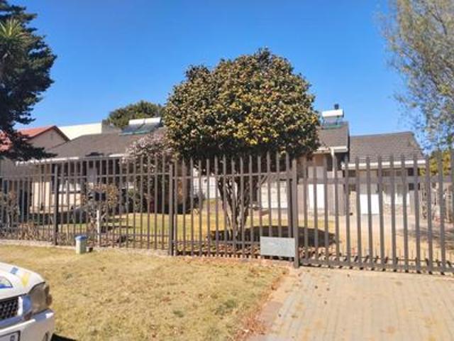 Commercial for sale in Ekurhuleni, Gauteng