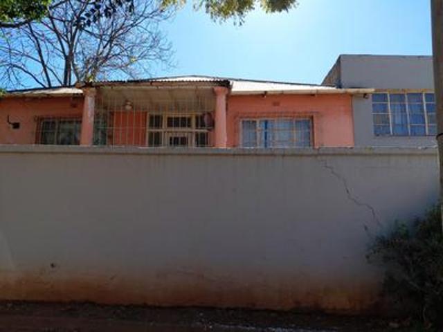 House for sale in Vosloorus, Gauteng