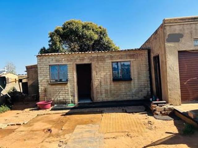 House for sale in Thembisa, City of Ekurhuleni Metropolitan Municipality