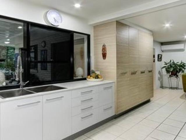 House for sale in Point Vernon, Queensland