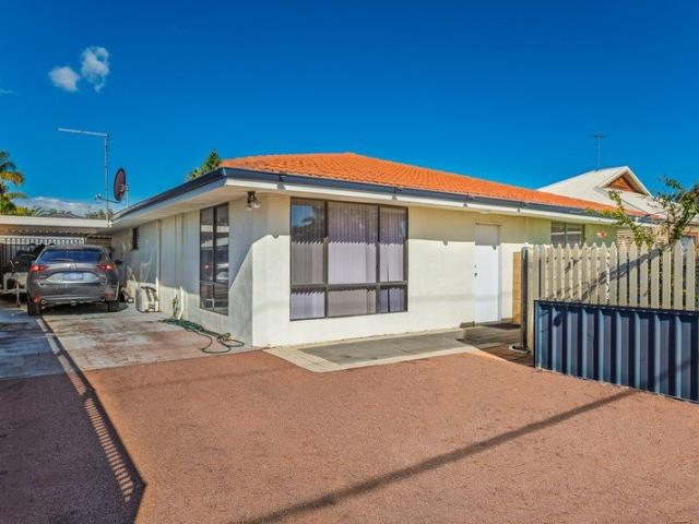 House for sale in Parklands, Western Australia