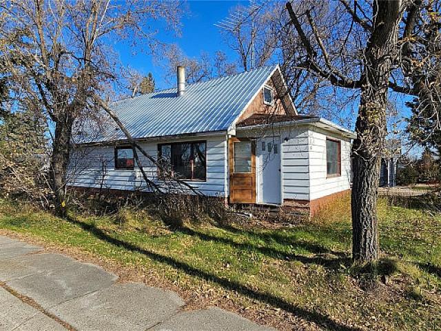 House for sale in Saskatchewan