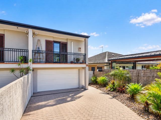 Duplex for sale in Fernbrook, Queensland