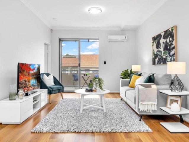 Villa for sale in Sydney, New South Wales