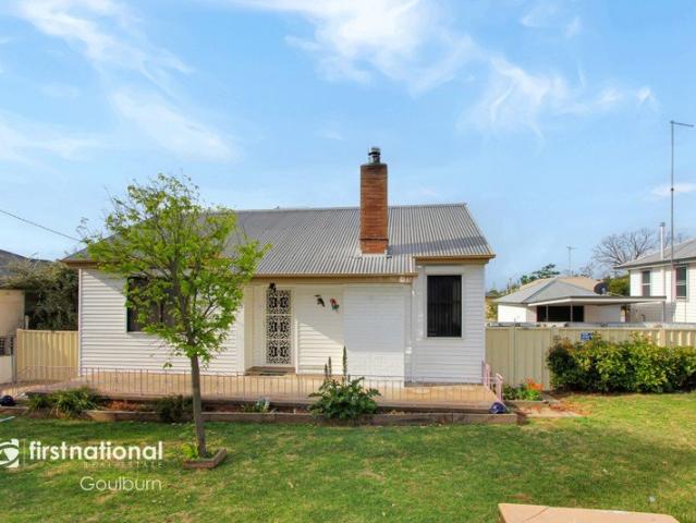 House for sale in Brisbane Grove, New South Wales