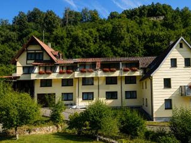 Gewerbe kaufen in Lindenhof, Oberndorf