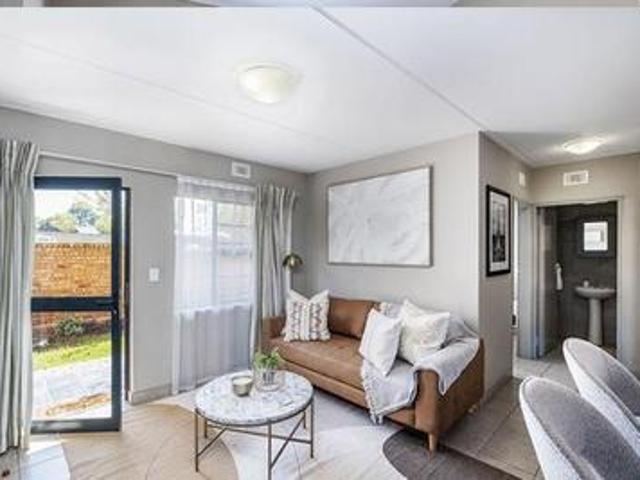 Apartment for sale in Heuweloord, Gauteng