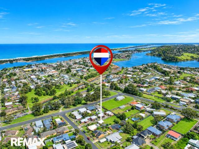 House for sale in Lakes Entrance, Victoria