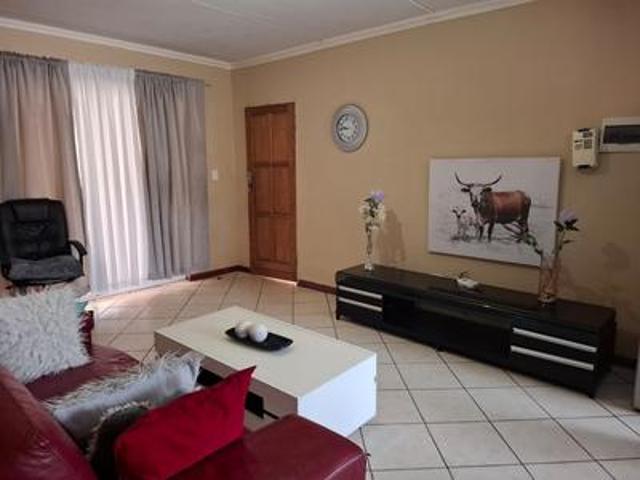 Townhouse for sale in Tembisa, Gauteng