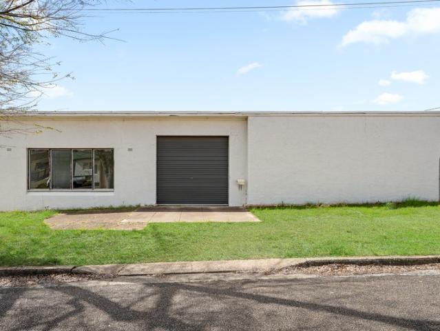 Warehouse for sale in Goulburn, Goulburn Mulwaree Council
