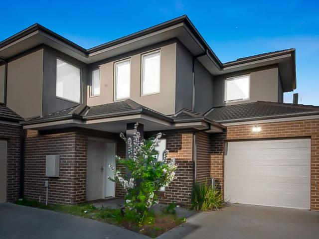 Townhouse for sale in Camerons Creek, Victoria