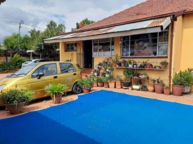 House for sale in Vosloorus, Gauteng