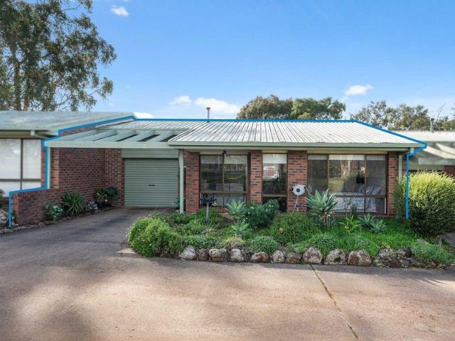 Apartment for sale in Hamilton, Victoria
