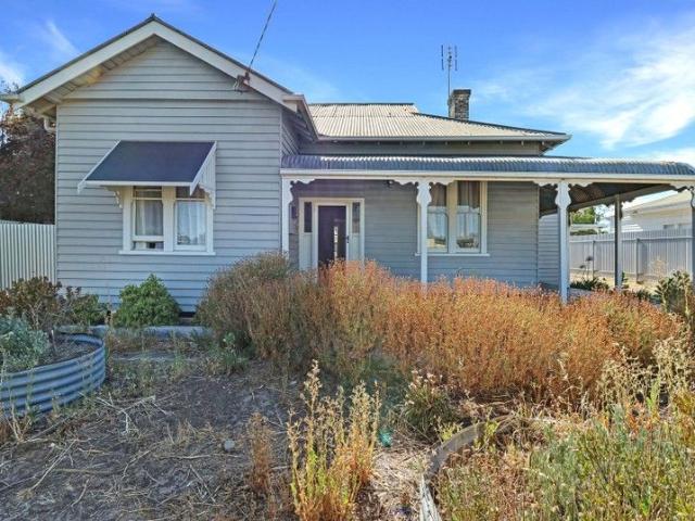 House for sale in Horsham, Victoria